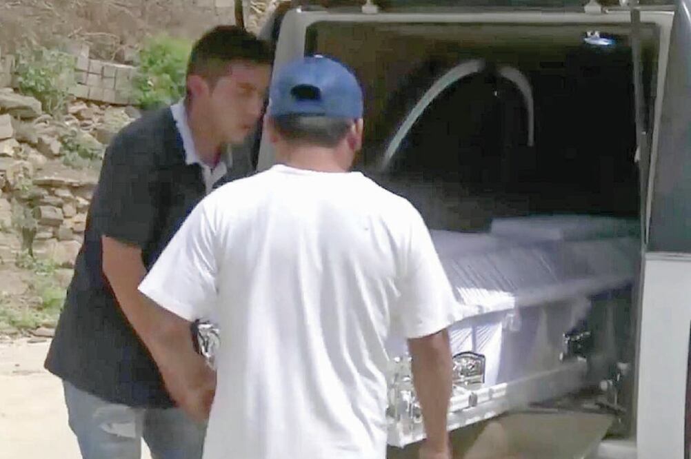 Desesperanza. Por los crímenes en Puebla, familiares pidieron la cabeza del edil de Acatlán por su incompetencia. Foto: ESPECIAL