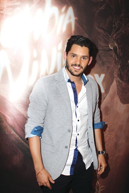 Ricardo Abarca comenzó c Migración de actores. E6 omo cantante de la boy band M5 y ahora protagoniza Cumbia Ninja, en Colombia (CLASOS)