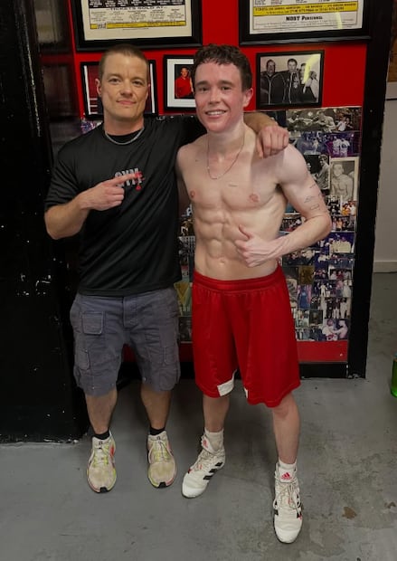 Elliot Page dice que adora sus entrenamientos y confiesa que está enganchado. 
Instagram elliotpage