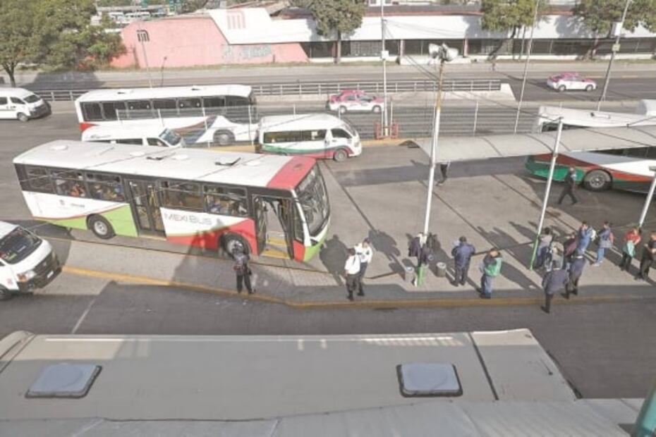 Ante caos vial, ordenarán paradero de Indios Verdes