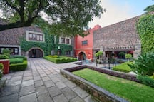 Libro muestra el acervo cultural de la Universidad Panamericana