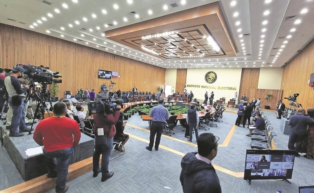 Especial A la sesión del Consejo General del INE llegó una ríspida discusión por la salida de Edmundo Jacobo de la Secretaría Ejecutiva del instituto. Foto: Especial