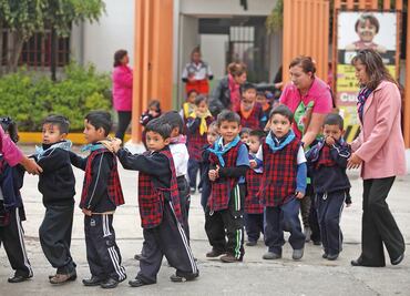 Aumentarán horas de clase en preescolar y primarias: SEP