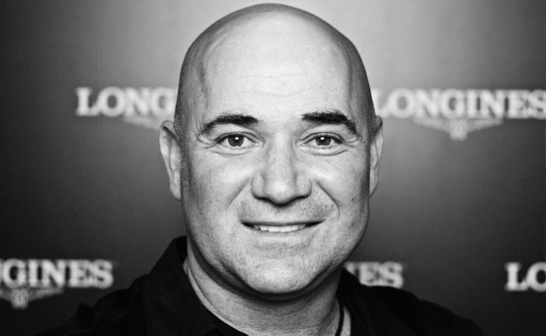 Andre Agassi fotografiado durante la inauguración de la boutique de Longines en un centro comercial de Polanco en la Ciudad de México.