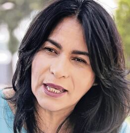 Se alborota el gallinero a Dione