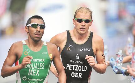 Crisanto Grajales celebra pase de triatletas a Río 2016