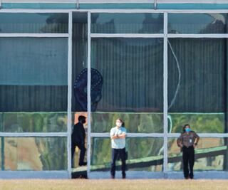 Bolsonaro dice que Brasil ha preservado la vida ante virus