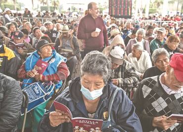 Pensión a adultos mayores enfrenta rezagos: Coneval
