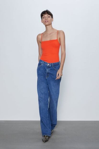 Itatí Cantoral impacta con un traje de baño perfecto para primavera