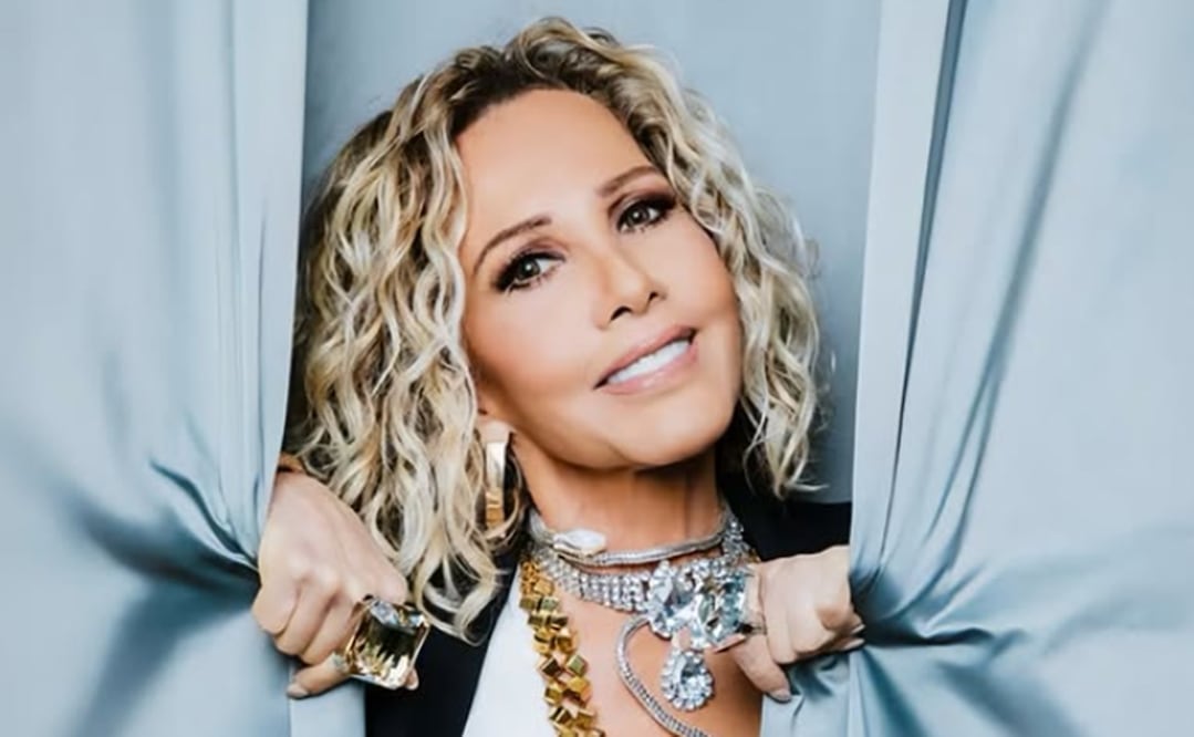 Silvia Galván  fundó su estudio en 1985 en San Pedro Garza García, y desde entonces ha expandido su negocio a varias ubicaciones en México, incluyendo la Ciudad de México y Monterrey. Instagram silviagalvanoficial