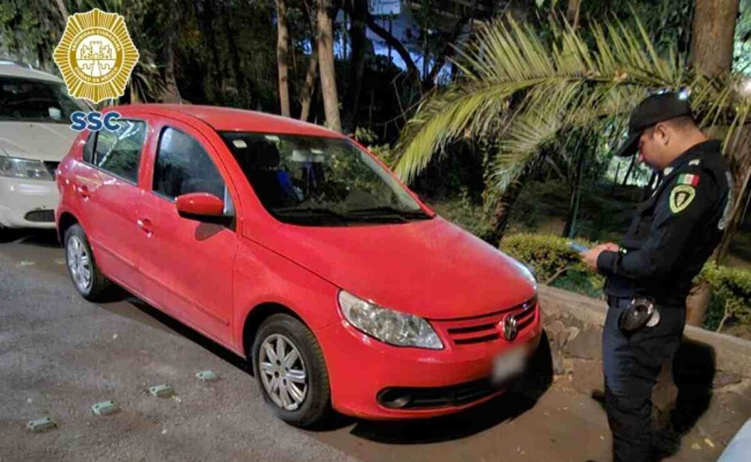 SSC implementa operativo para tratar de meter en orden a los cientos de automovilistas que de manera irregular se estacionan en los alrededores de la Plaza de Toros y el Estadio Ciudad de los Deportes. Foto: Especial