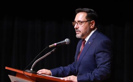 AMLO ratifica a Arturo Reyes Sandoval como director del IPN