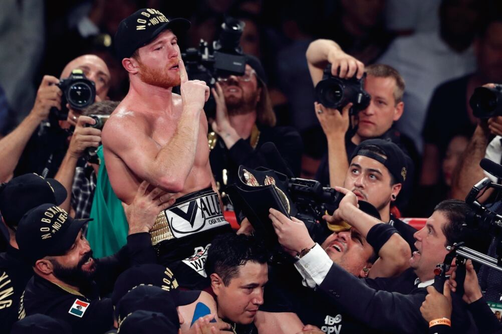 El Canelo escucha propuestas de otros boxeadores para enfrentarlo. (STEVE MARCUS. AP)