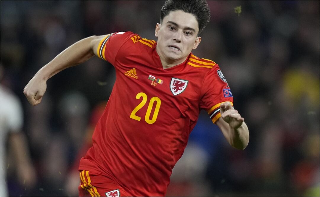 Daniel James jugando con la Selección de Gales frente a Bélgica / Foto: AP