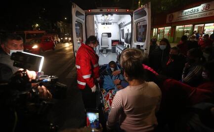Bloquean Eje Central por parálisis de hombre vacunado; lo trasladan a hospital