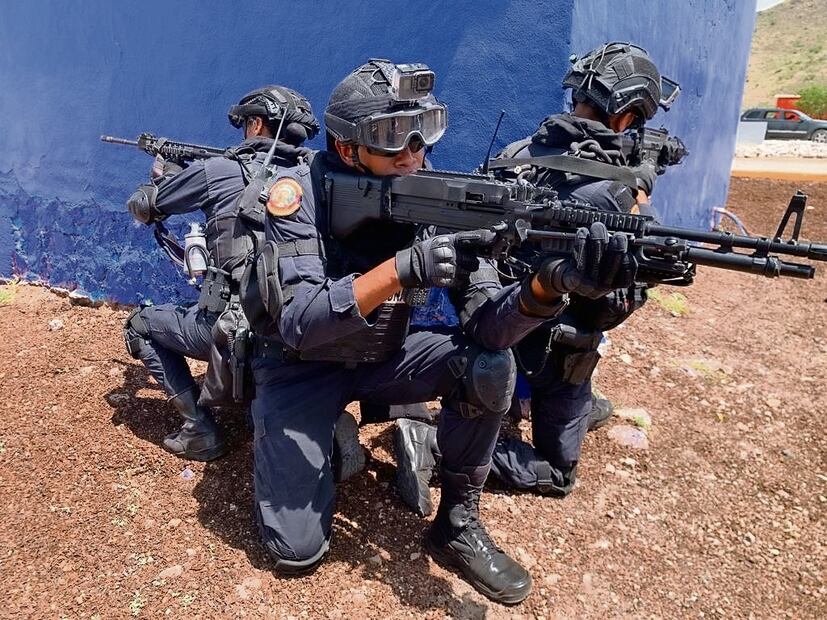Recibe GN adiestramiento de la Sedena