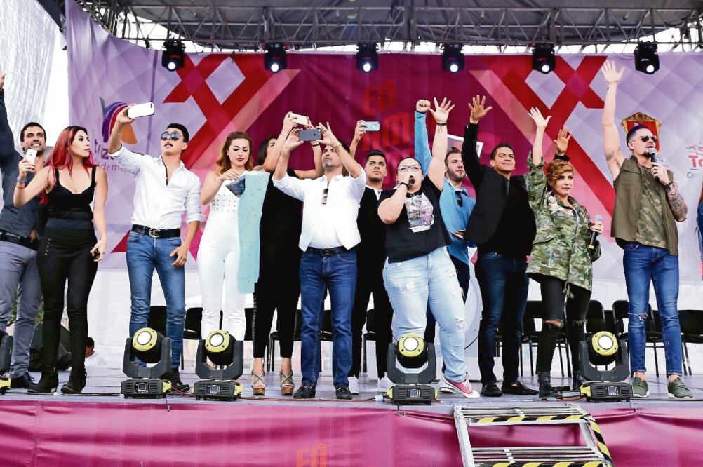 En Toluca se grabaron algunas cápsulas que se transmitieron ayer mismo durante el show. (BERENICE FREGOSO. EL UNIVERSAL)