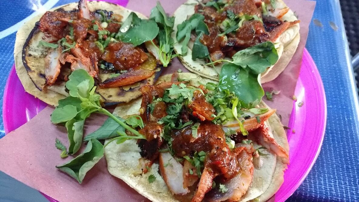 La taquería ofrece tacos de maciza, chamorro, nana, cuerito, costilla y cachete Fotos: tomadas de Facebook El Karrubis)