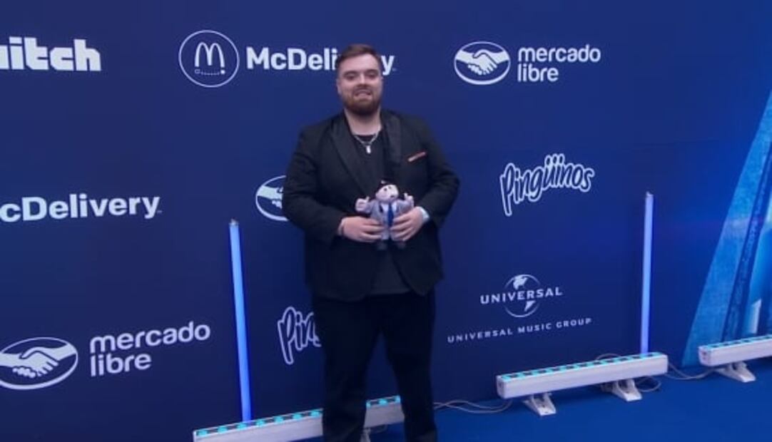 Premios Esland 2023: Ibai recibe Dr. Simi en el Auditorio Nacional, lo llama "Doctor Slime"