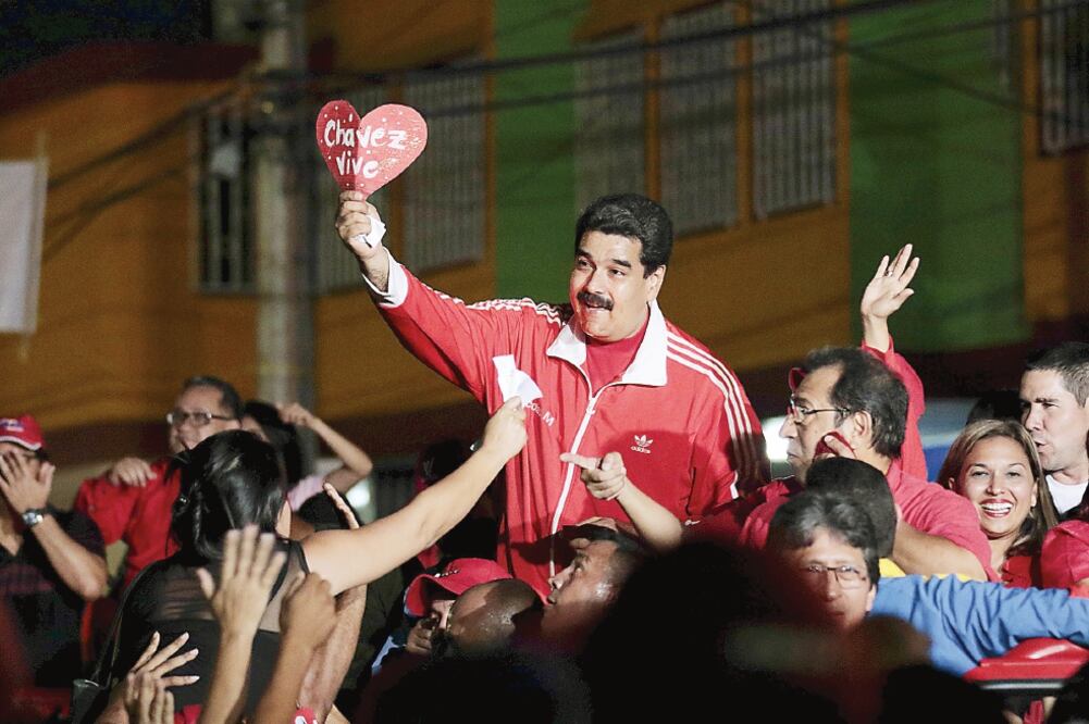El mandatario venezolano, Nicolás Maduro, al llegar a un evento con candidatos del oficialismo, en Barinas, ayer (REUTERS)