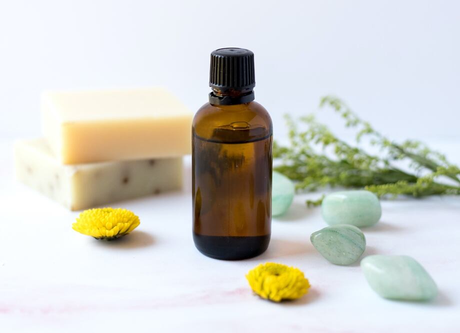 El vinagre de manzana y tu pelo harán un match gracias a este tip / Foto: Pexels