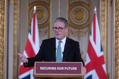 Primer ministro británico anuncia plan de cuatro puntos para ayudar a Ucrania