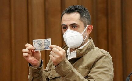 Sheinbaum ve "ignorancia" en críticas de Calderón contra águila juarista