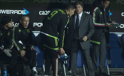 Miguel Herrera justifica la titularidad de Raúl Jiménez con la Selección Mexicana