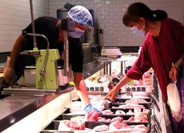 Descubren en China pollo con coronavirus importado desde Brasil