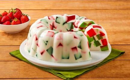Cómo hacer una gelatina de mosaico tricolor