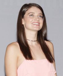 Eve Hewson: maltrato a mujeres sigue vigente