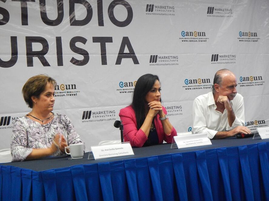 Ana Cecilia Quevedo, de Marketing Consultants; Laura Fernández, secretaria estatal de Turismo de Quintana Roo; Jesús Almaguer, director de la Oficina de Visitantes y Convenciones de Cancún (OVC) (Foto: Adriana Varillas)