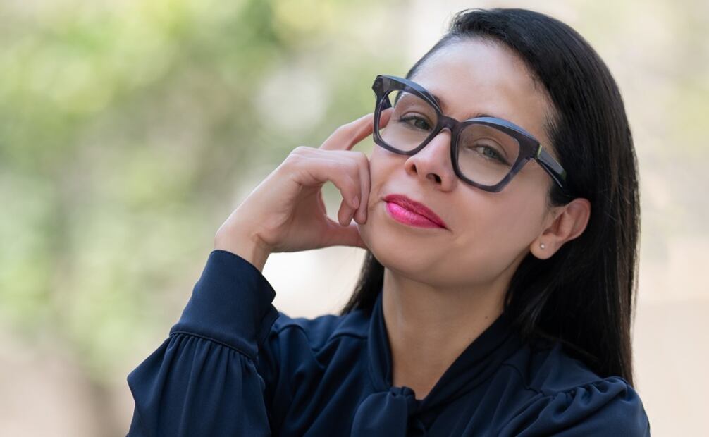 Lariza Montero da voz a niños en libro "Érase una vez una pandemia". Foto: Especial