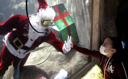 Santa Claus se da un buen chapuzón en Jalisco