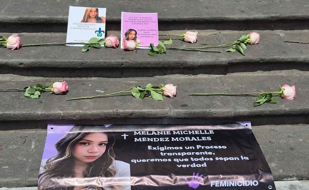 Familiares, amigos, así como profesores y estudiantes de la Universidad Veracruzana (UV) realizaron una marcha para exigir justicia por el asesinato de Melanie Michelle. | Foto: Nido Estudiantil.