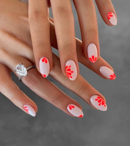 Foto: Instagram @peachinails