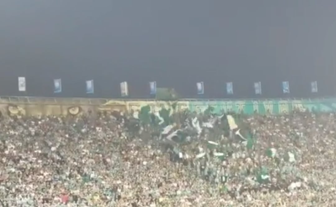 Humo en partido de León contra Cruz Azul - Foto: Especial