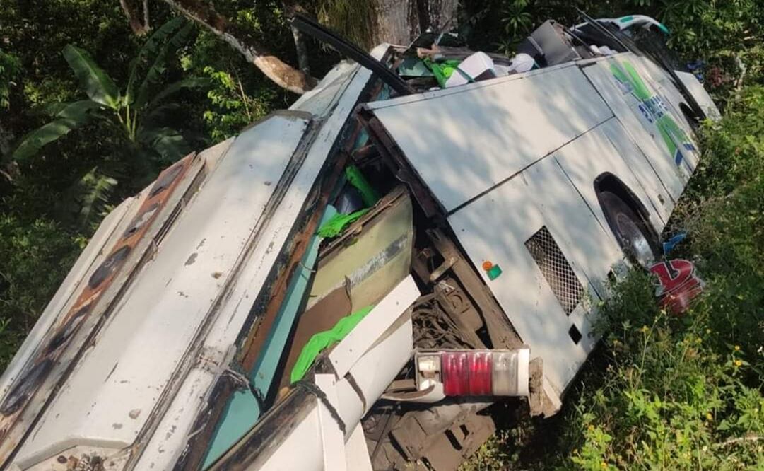 El accidente carretero se registró la mañana de este lunes en la carretera Catemaco–Hueyapan de Ocampo/ Foto: Especial