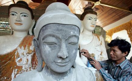 Pueblo chino pide devolución de una momia en una estatua de Buda