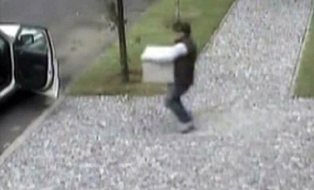 Dos días antes, otros sujetos, saquearon una residencia en la colonia Lomas Virreyes en la delegación Miguel Hidalgo, haciéndose pasar por empleados del Sacmex. Foto Archivo/EL UNIVERSAL