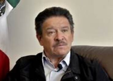 No me voy por la puerta trasera: Carlos Navarrete