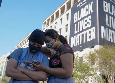 Tras condena, piden en EU defender legado Floyd