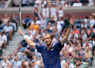 Medvedev, campeón del US Open; Djokovic no pudo hacer historia