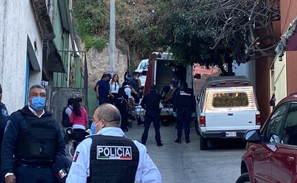 Presunto extorsionador cae de un tercer piso tras ser baleado durante un operativo en Tlalnepantla 