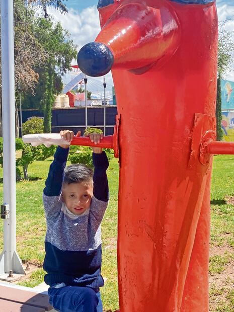 Valeria, Frida y Santiago sonríen y llevan una vida normal, pese a padecer Treacher Collins. Foto: Dinorath Mota