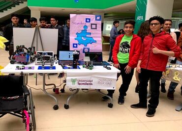 Mexican students create robotic hand for people with disabilities