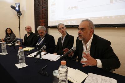 Especialistas aseguran que el federalismo está en crisis