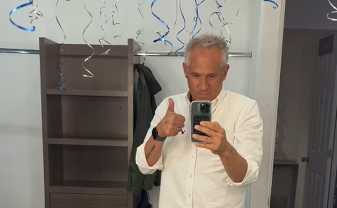 Arath de la Torre agradece la sorpresa que le prepararon sus fans por su cumpleaños 50.