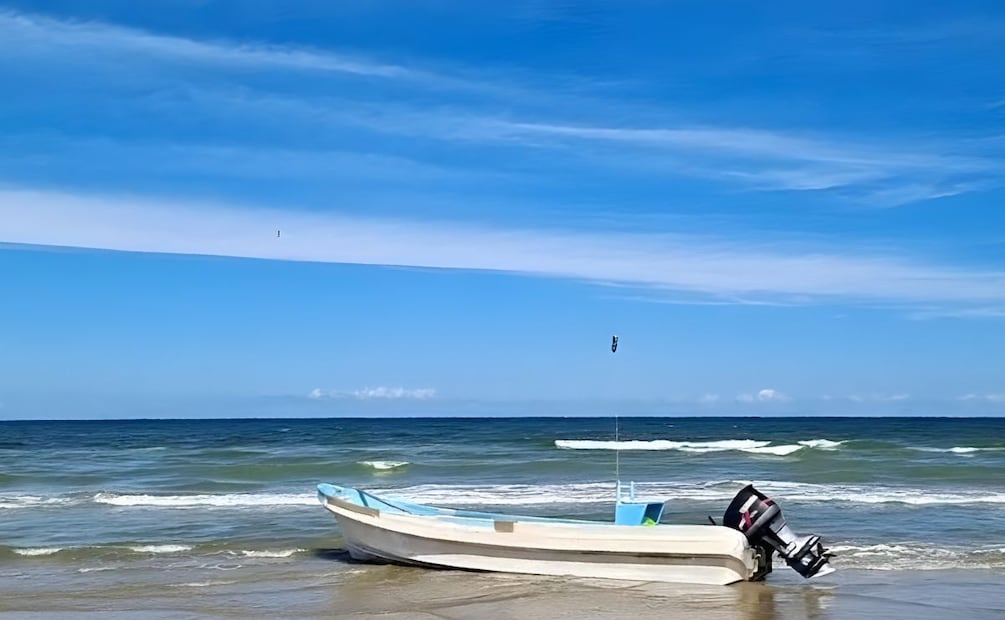 El pescador fue identificado como Alfredo Pérez, de aproximadamente 38 años de edad. | Foto: Especial.