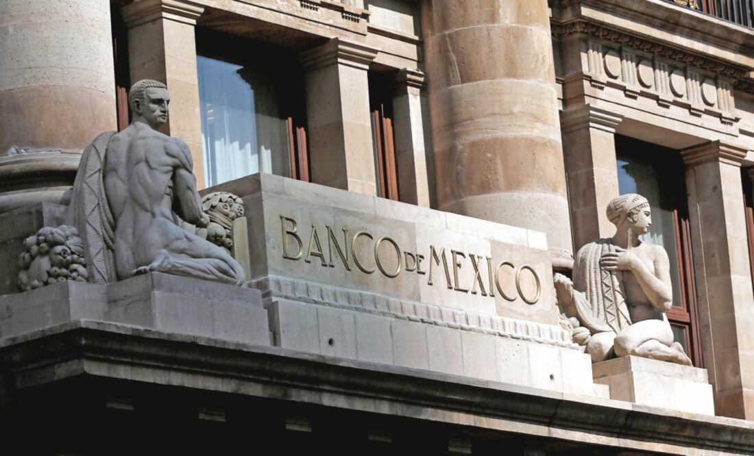 Banxico decidirá cuándo retirar la alerta roja del SPEI, considera la CNBV. (ARCHIVO EL UNIVERSAL)
